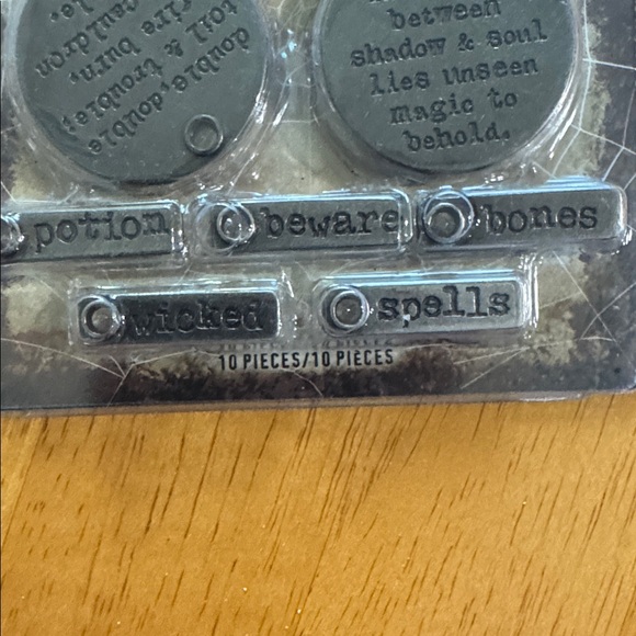 Tim Holtz Idea-ology Halloween Adornments - Picture 2 of 3